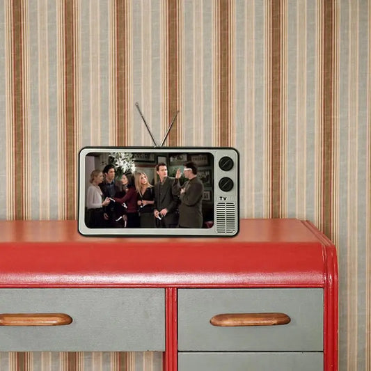 The Retro TV Magnifier